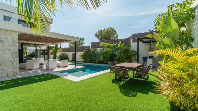 Эксклюзивная вилла в городе Торревьеха