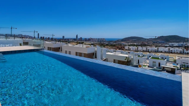 Шикарная вилла с шикарными видами в городе Финестрат