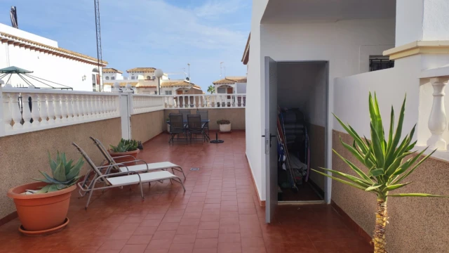 Бунгало в городе Торревьеха, район Punta Prima