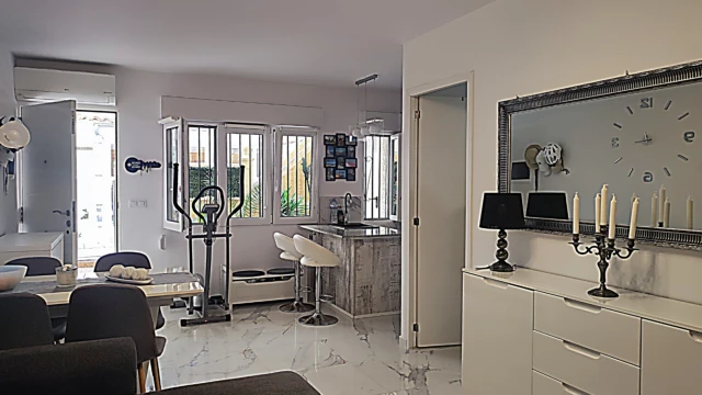 Две отдельные квартиры в одной в Ла Мата