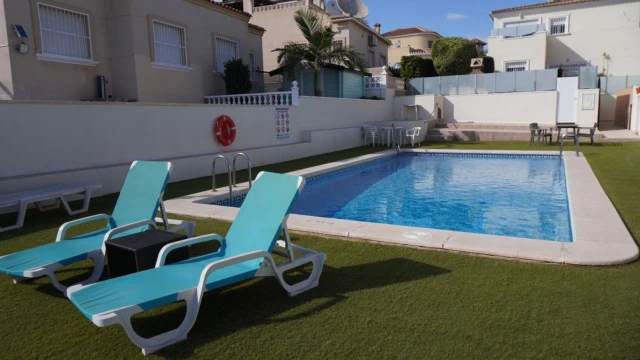 Дом с отличными видами в Ориуэла Коста