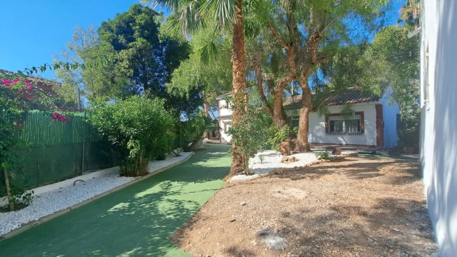 Уникальная вилла рядом с Ориуэлой