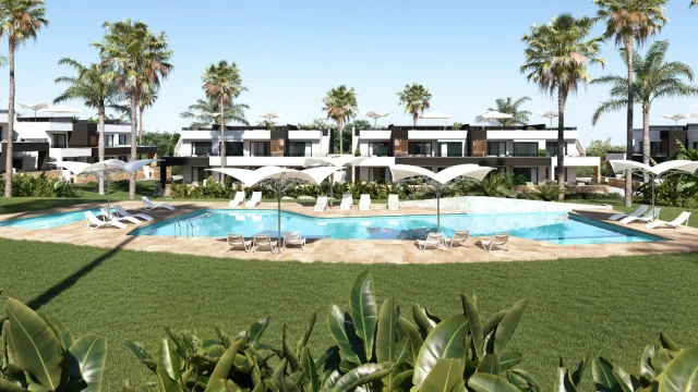 Новое бунгало с солярием в городе Сьюдад Кесада