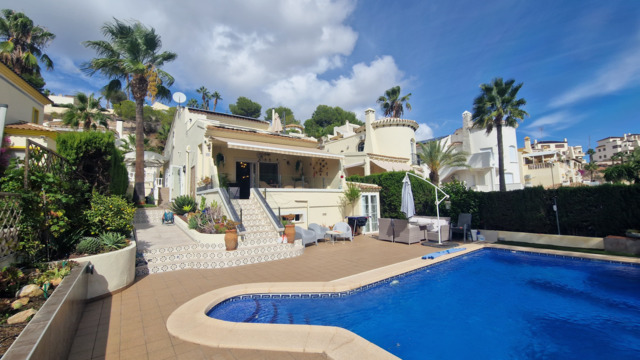 Luxury villa in Los Balcones area - 32