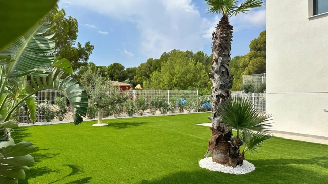 Шикарная новая вилла в городе Финестрат