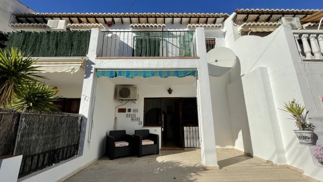 Очаровательный Таунхаус с Видом на Озера в ЛосБалконес Торревьеха