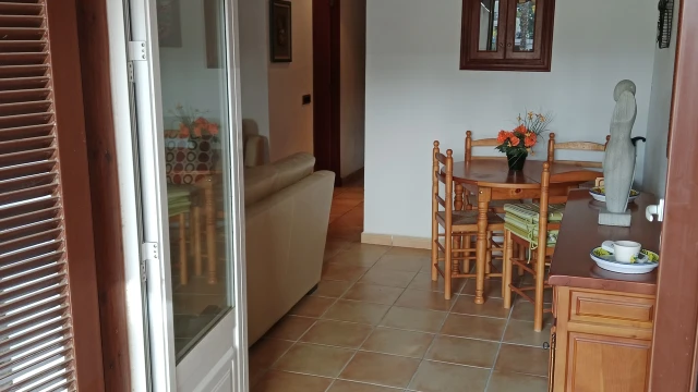 Очаровательный дом в Вильямартине с частной парковкой и садами