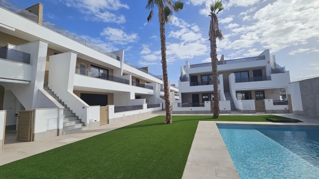 Новый Пентхаус с Видом на Бассейн в СанПедродельПинатар