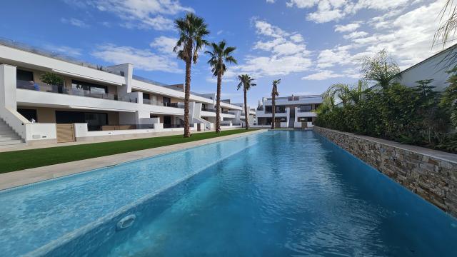 Новый Пентхаус с Видом на Бассейн в СанПедродельПинатар