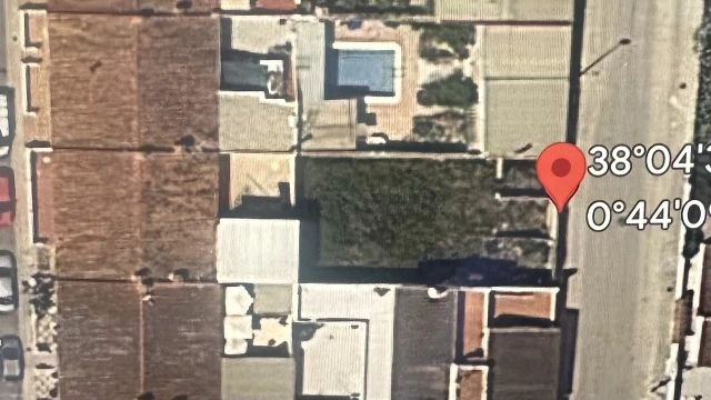 Прекрасный Участок в Сердце деревни Бенихофар