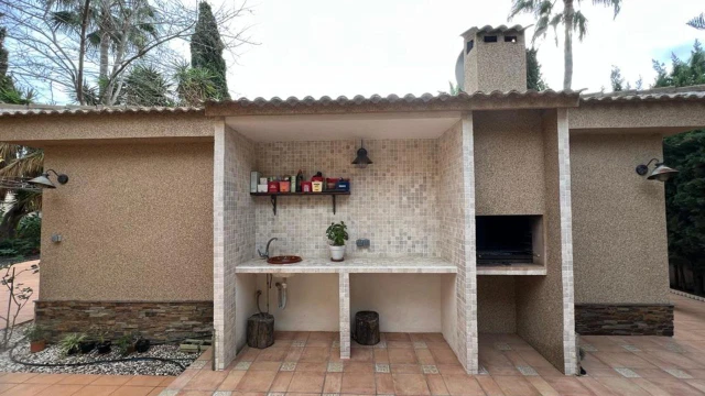 "Luxury Villa with Elegant Decor, 2 Buildings, Emerald Pool, Sauna, Garden, Terrace, BBQ Area"