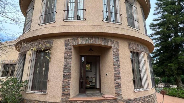 "Luxury Villa with Elegant Decor, 2 Buildings, Emerald Pool, Sauna, Garden, Terrace, BBQ Area"