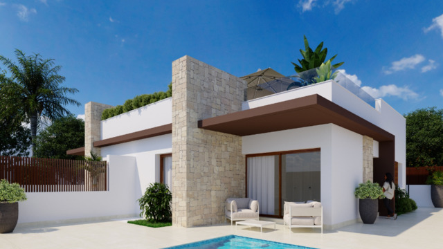 Villa de una planta cerca de campos de golf en la ciudad de Orihuela