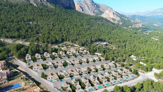 Вилла в один этаж с солярием на крыше в городе Полоп