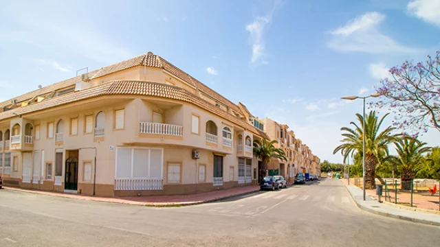 Квартира с двумя спальнями в Торревьехе