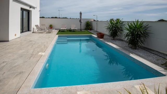 Новая вилла в один этаж в Pinar de Campoverde