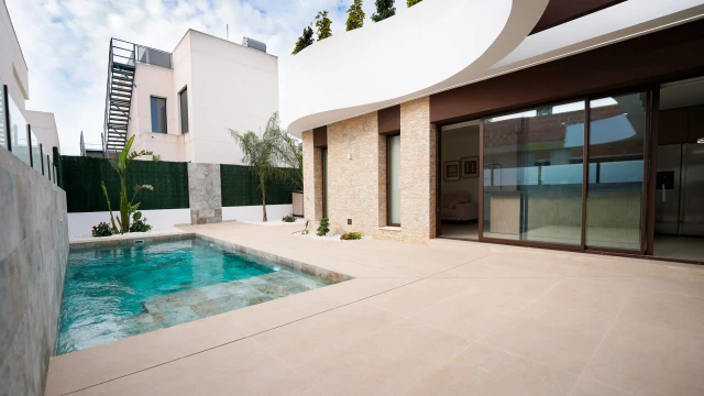 Красивая вилла в городе Ciudad Quesada