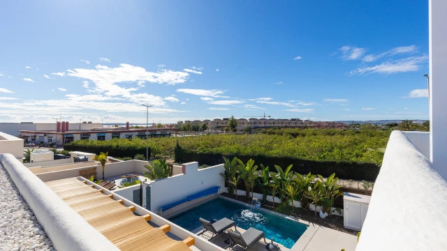 Современная вилла в средиземноморском стиле в Лос Монтесинос