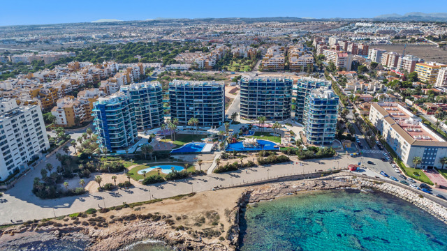 Квартира на первой линии в комплексе Sea Senses, Пунта Прима