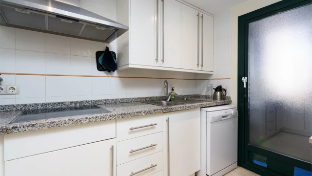 Атико с видами на море в городе Финестрат