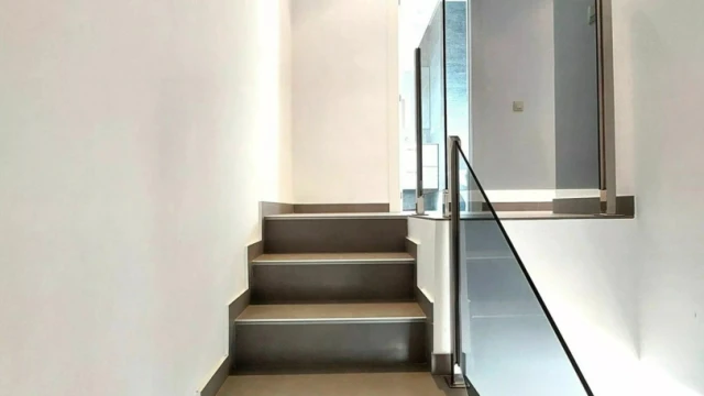 Двухуровневый пентхаус на первой линии пляжа в Кальпе