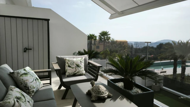 Квартира с отличными видами в городе Финестрат