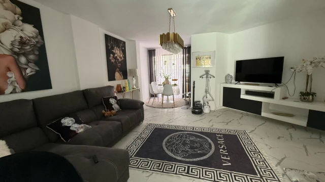 Квартира с двумя террасами в Торревьехе