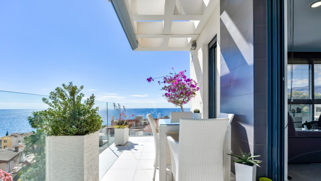 Великолепная квартира с видом на море в Кальпе