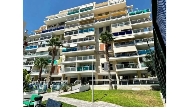 Апартаменты у моря с двумя спальнями в городе Аликанте