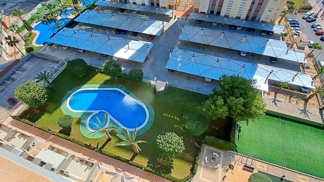 Светлые угловые апартаменты рядом с Кала-де-Финестрат