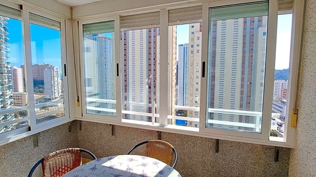 Светлые угловые апартаменты рядом с Кала-де-Финестрат