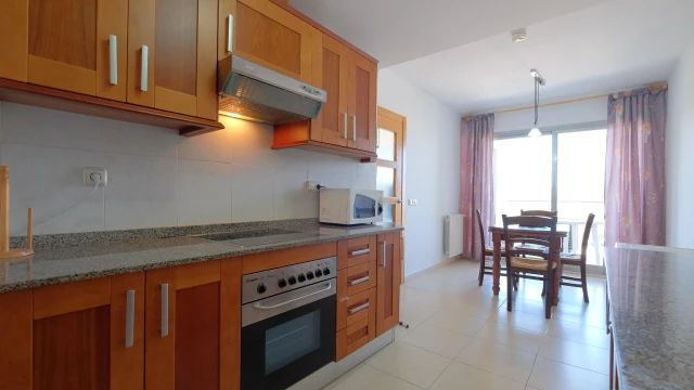 Просторная квартира в отличном состоянии в Кальпе