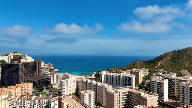 Просторный дуплекс с видом на море в Ла Кала де Финестрат