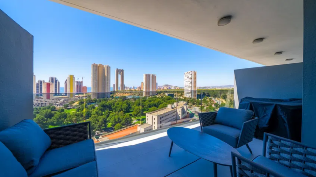 Уникальные апартаменты в Бенидорме с панорамными видами