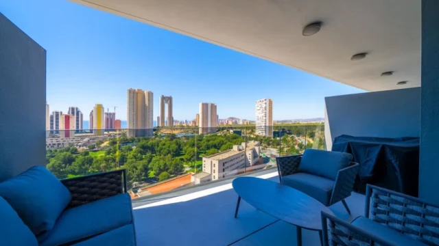 Уникальные апартаменты в Бенидорме с панорамными видами