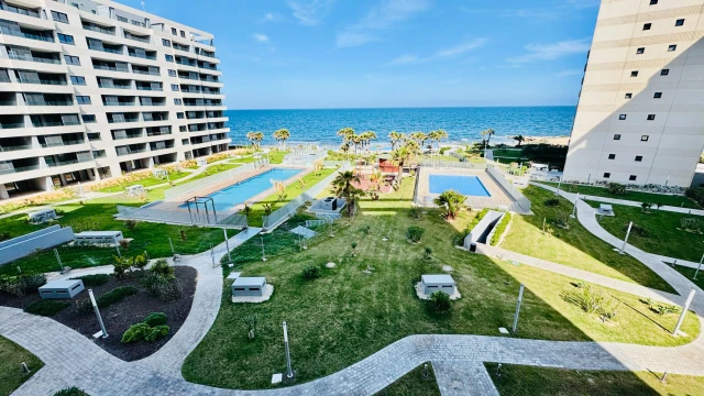 Эксклюзивная квартира на первой линии в Пунта Прима