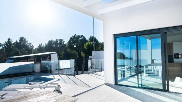 Современная вилла в городе Полоп