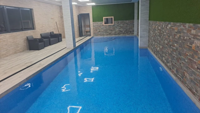 Квартира с тремя спальнями в новом жилом комплексе рядом с пляжем