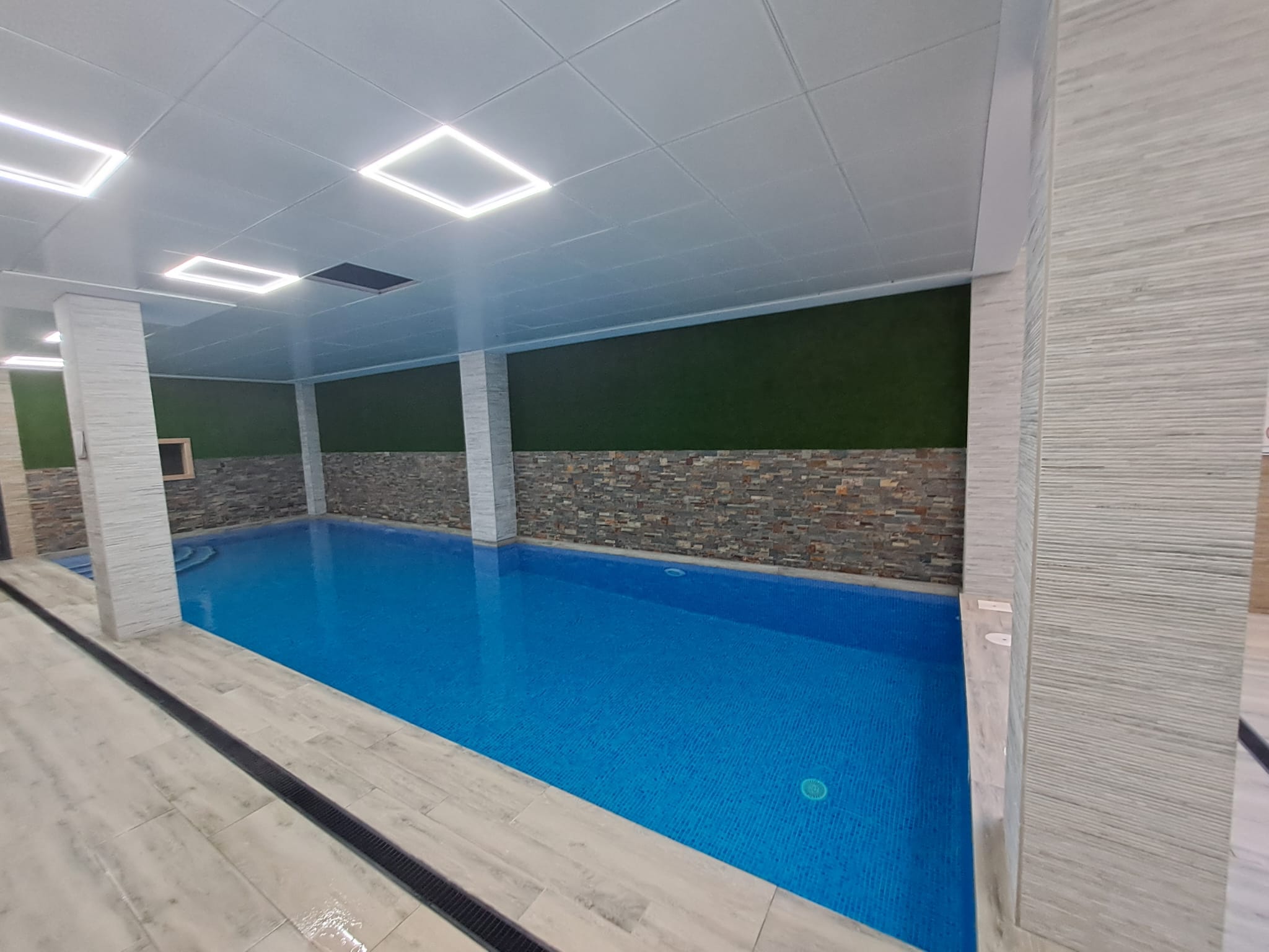 Appartement dans Torrevieja,  - Vidando