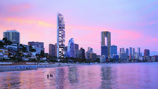 Эксклюзивные роскошные апартаменты в Бенидорме на Плая де Поненте