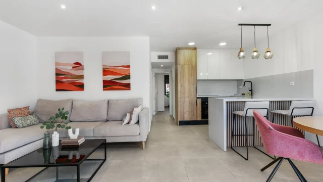 Жилой туристический комплекс с 125 квартирами в 770 метрах от моря