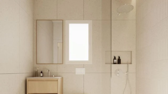 Новое жилье с бассейном в 150 метрах от моря в Торревьехе