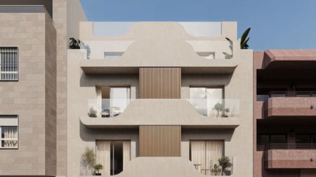 Новая недвижимость с бассейном в 150 метрах от моря в Торревьехе