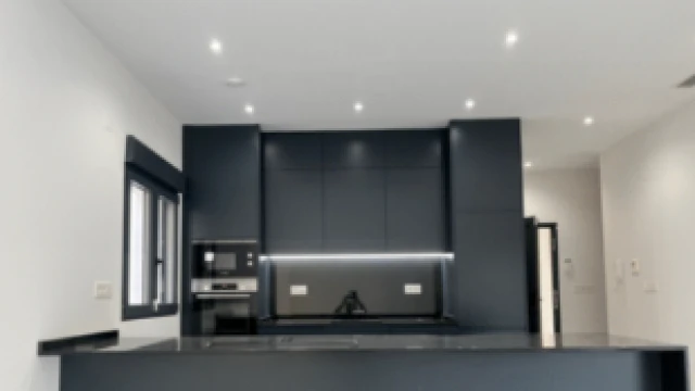 Вилла с частным бассейном и уникальным дизайном