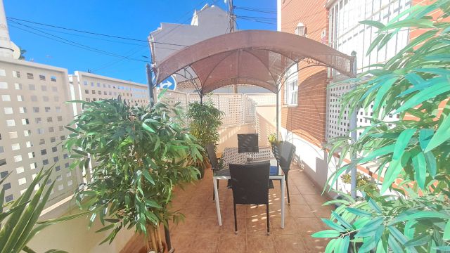 Бунгало с двумя спальнями в двух шагах от пляжа