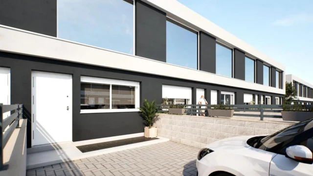 Таунхаус с современным дизайном в Гран-Аликанте, Аликанте. 72-130 м², 2-3 спальни, 2 ванные, бассейн. 270.000 €.