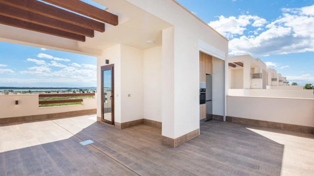 Недвижимость в Лагуна Азул: современные виллы в Аликанте