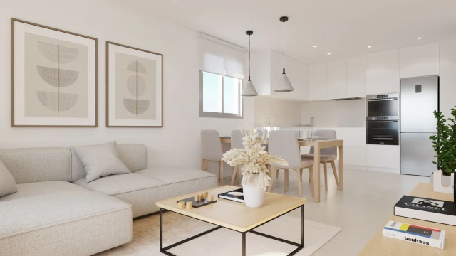 Современный жилой комплекс у моря в Санта-Поле: роскошь и комфорт