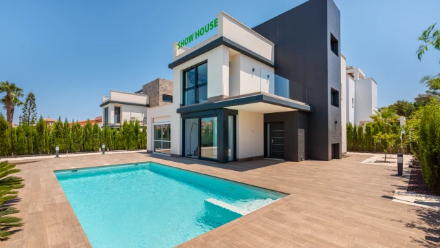 Luxury Homes in Murcia: Perfect Blend of Comfort & Style