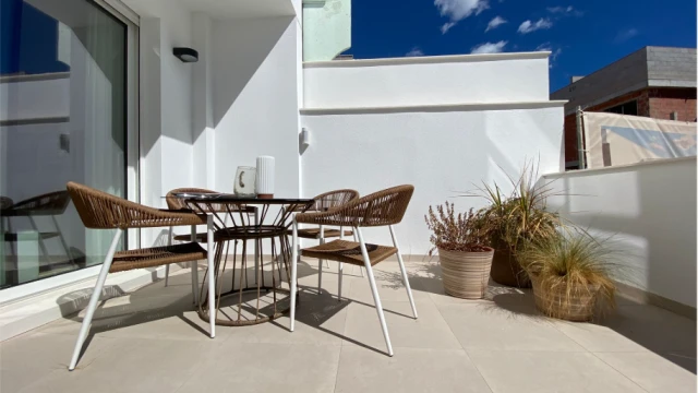 Viviendas modernas y eficientes en Alicante con entrega en 2027